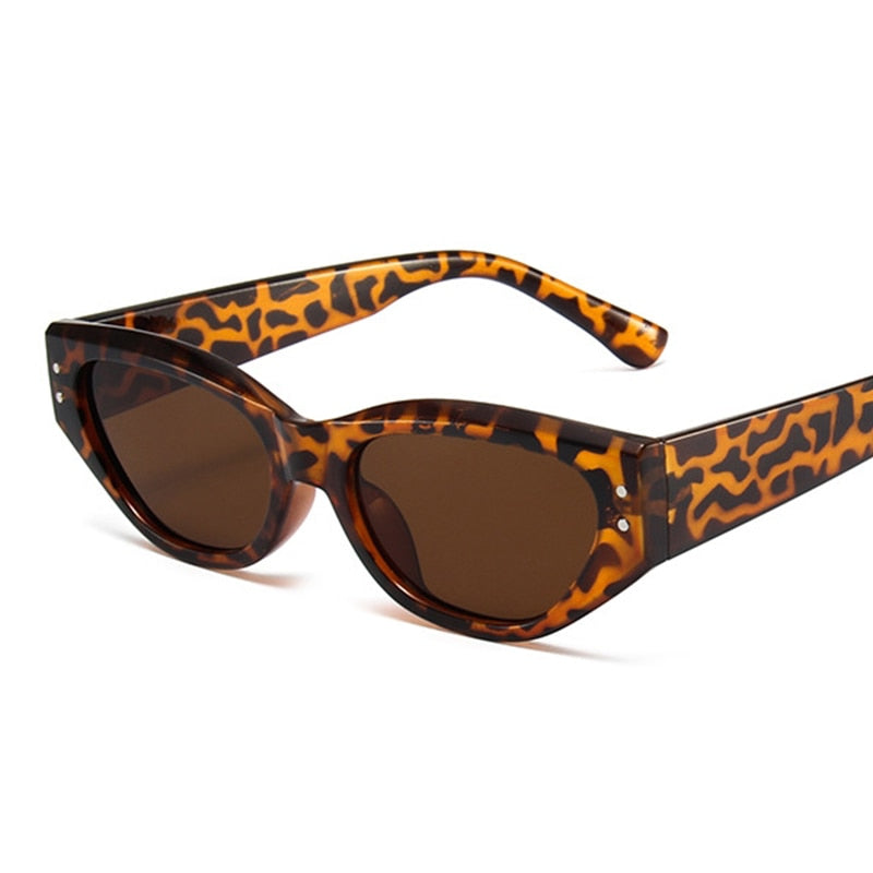 <font size="3" face="Rubik"><b>MABEL</b></font> <br> Cat Eye Sunglasses<br> <font size=2 color=blue><b>NEW</b></font>