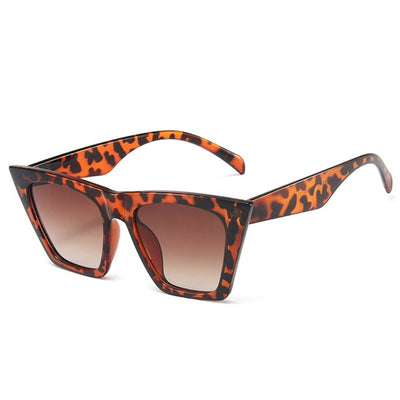 <font size="3" face="Rubik"><b>MEGAN</b></font> <br>Cat Eye Sunglasses