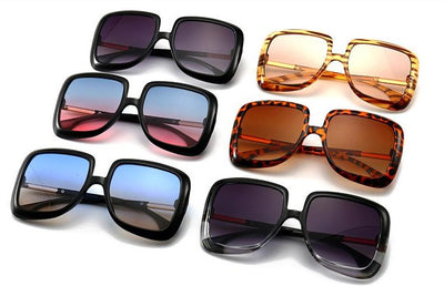 <font size="3" face="Rubik"><b>HEATHER</b></font> <br> Retro Oversized Square Sunglasses